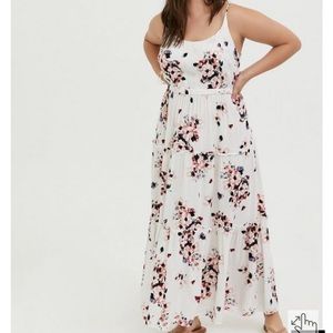 Maxi Challis Tiered Dress plus sized NWT 4X